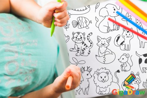 GigaDraw Animal Óriás színező 12 db-os kéthegyű ceruza készlettel Plus csomag